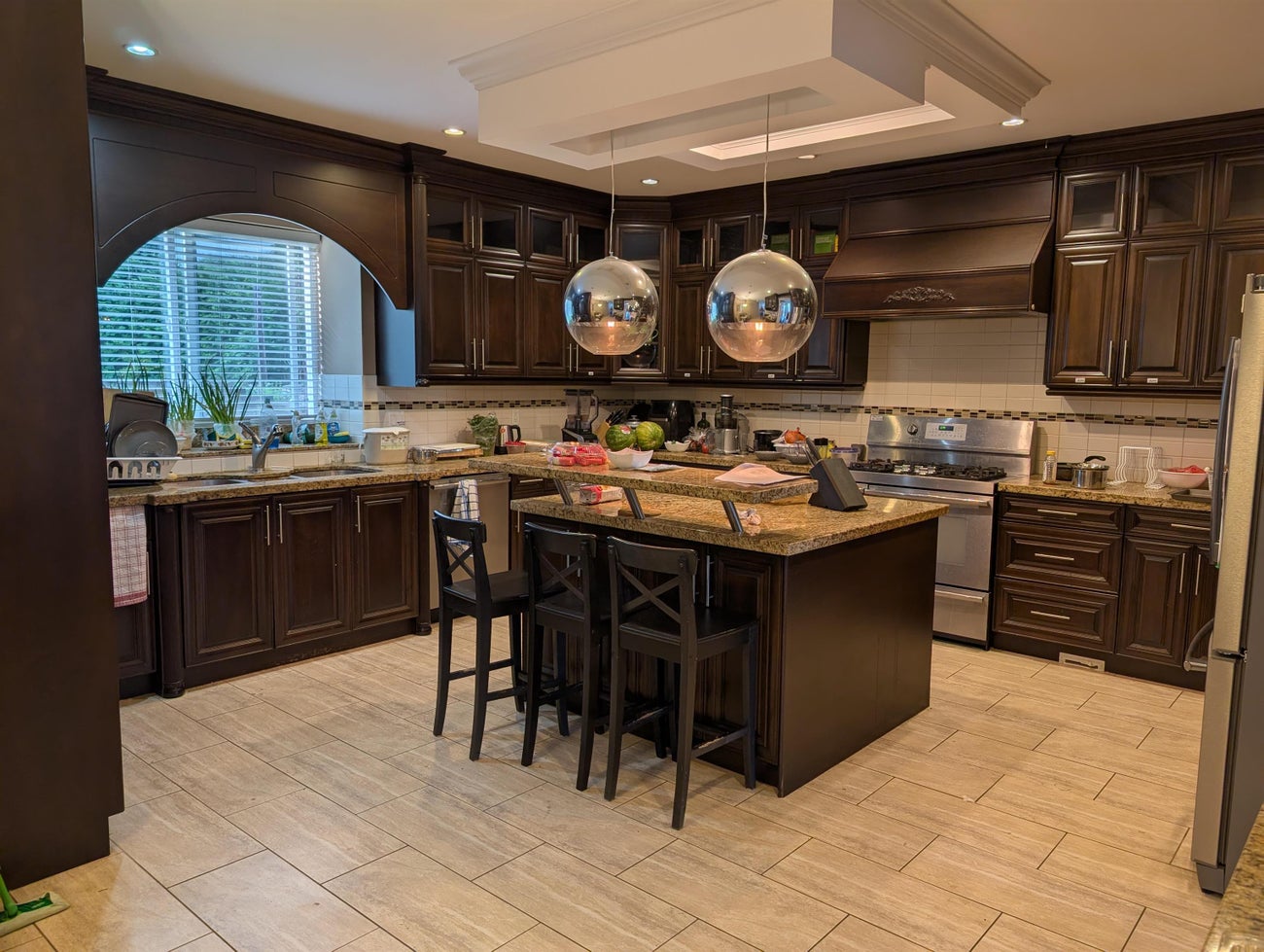 701 Delestre Avenue - Coquitlam West Single Family Residence for Sale, 9 Bedrooms (R3003997) #2