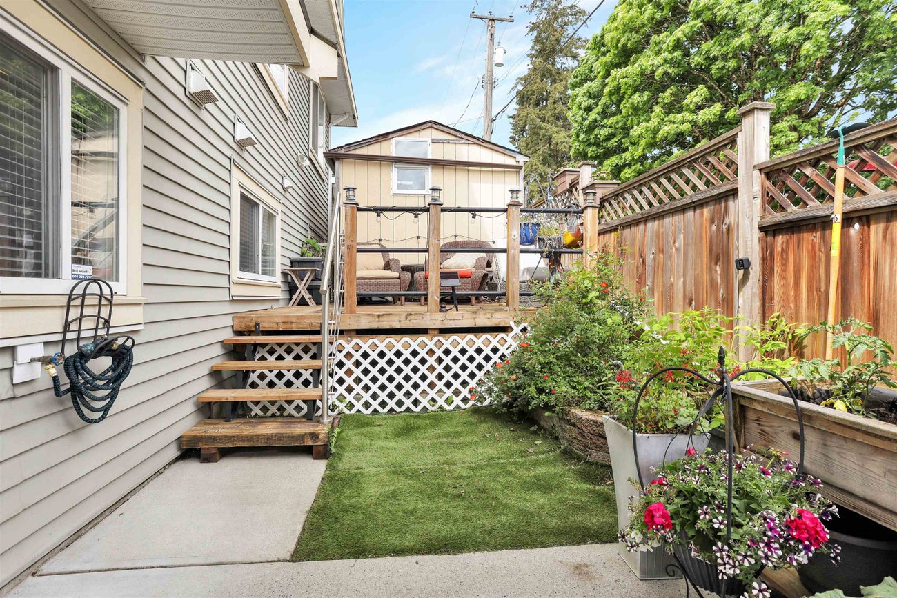 943 Harris Avenue - Maillardville Single Family Residence for Sale, 8 Bedrooms (R3004394) #26