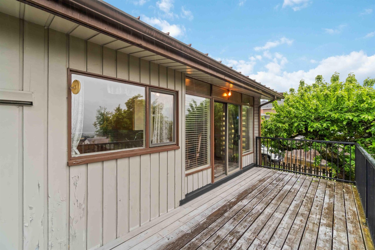 944 Stewart Avenue - Maillardville Single Family Residence for Sale, 3 Bedrooms (R3005026) #33