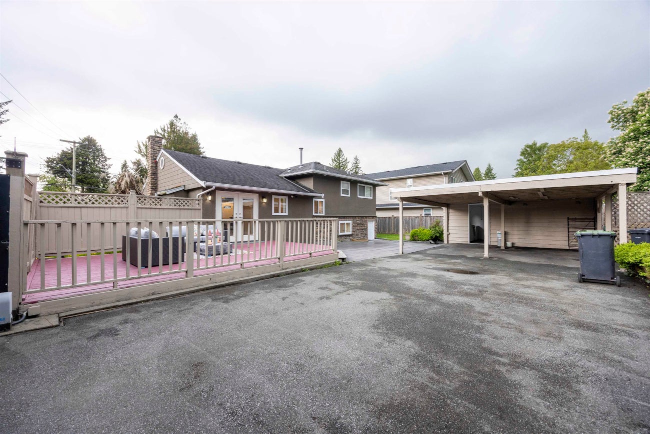 1009 Foster Avenue - Central Coquitlam Single Family Residence for Sale, 5 Bedrooms (R3005642) #27