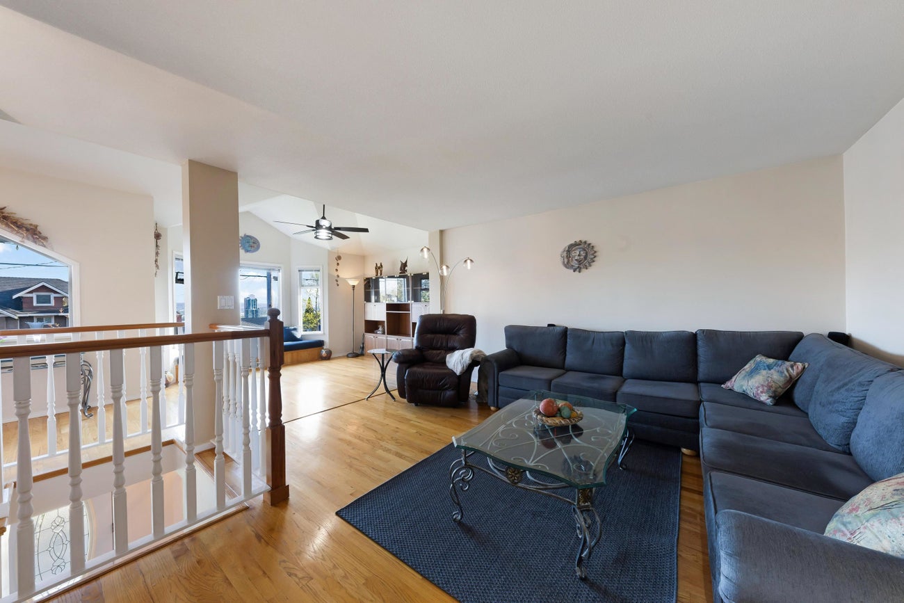 957 Stewart Avenue - Maillardville Single Family Residence for Sale, 3 Bedrooms (R3005781) #21