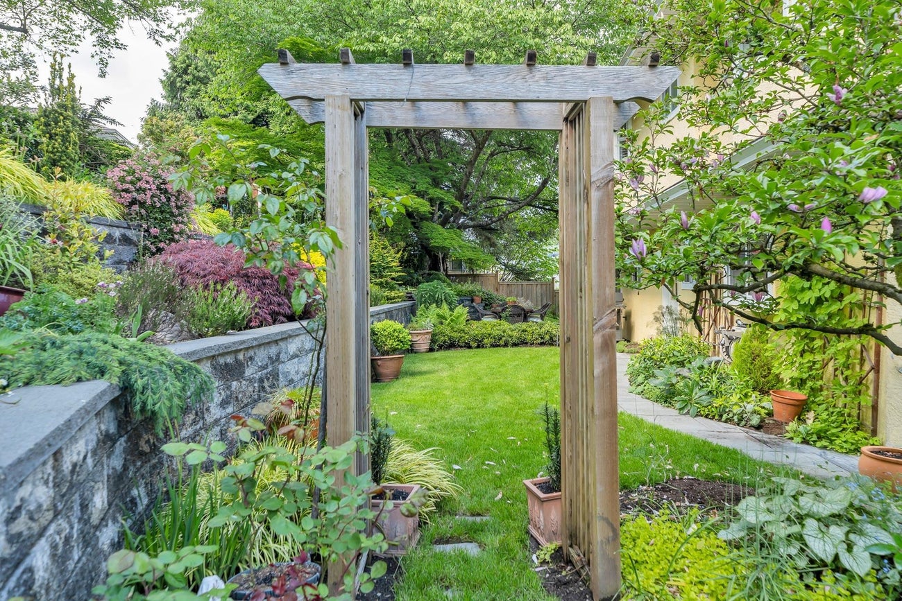 2783 Tabor Place - Coquitlam East Single Family Residence for Sale, 5 Bedrooms (R3006330)# - 29