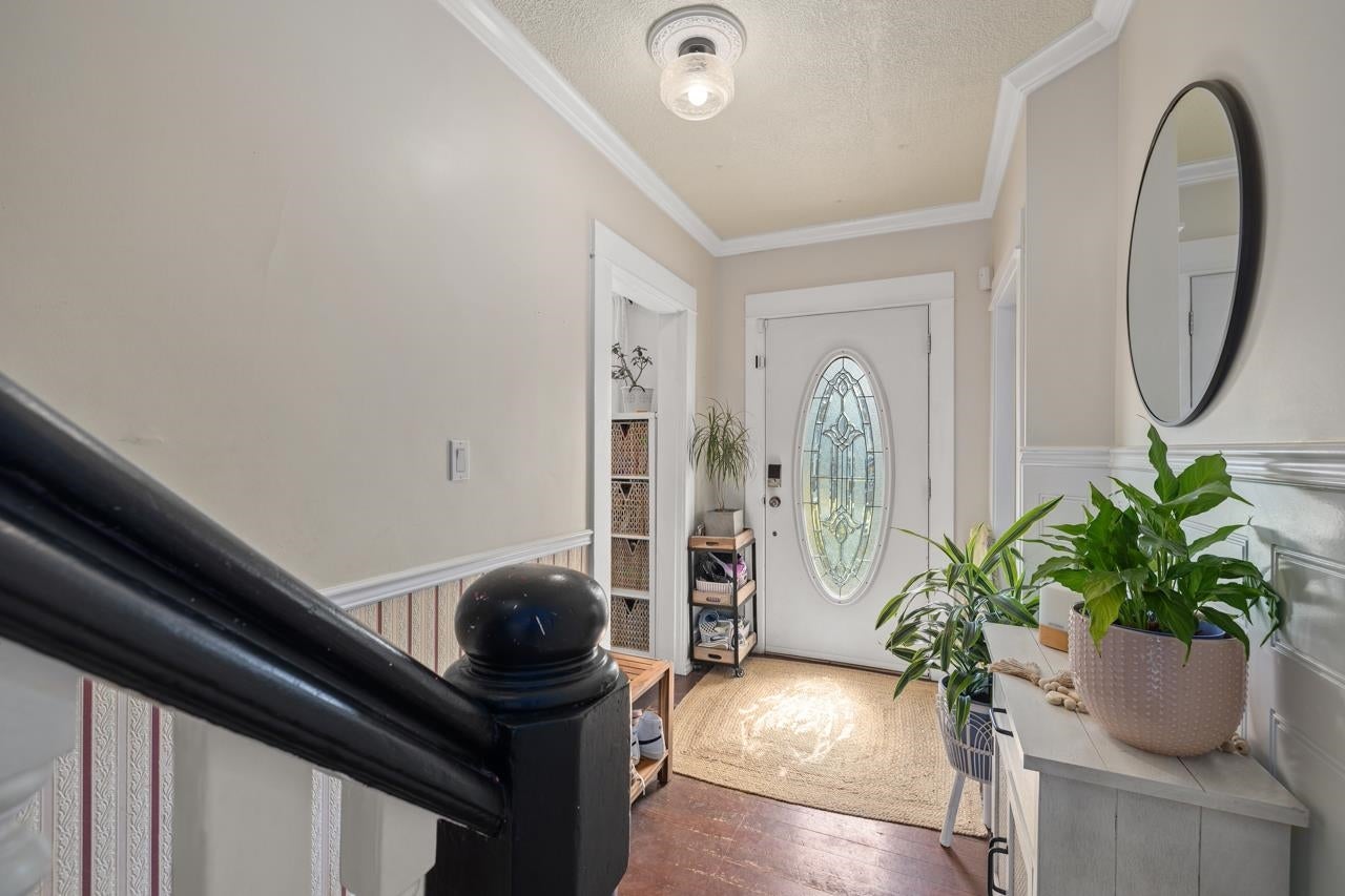4255 Dundas Street - Vancouver Heights Single Family Residence for Sale, 5 Bedrooms (R3006711) #12