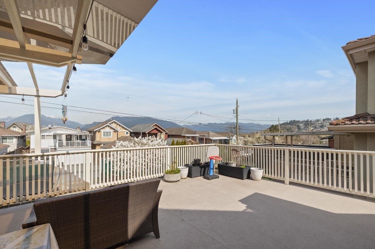 4255 Dundas Street - Vancouver Heights Single Family Residence for Sale, 5 Bedrooms (R3006711) #23