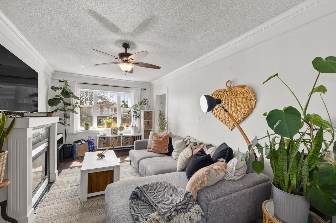 4255 Dundas Street - Vancouver Heights Single Family Residence for Sale, 5 Bedrooms (R3006711) #5