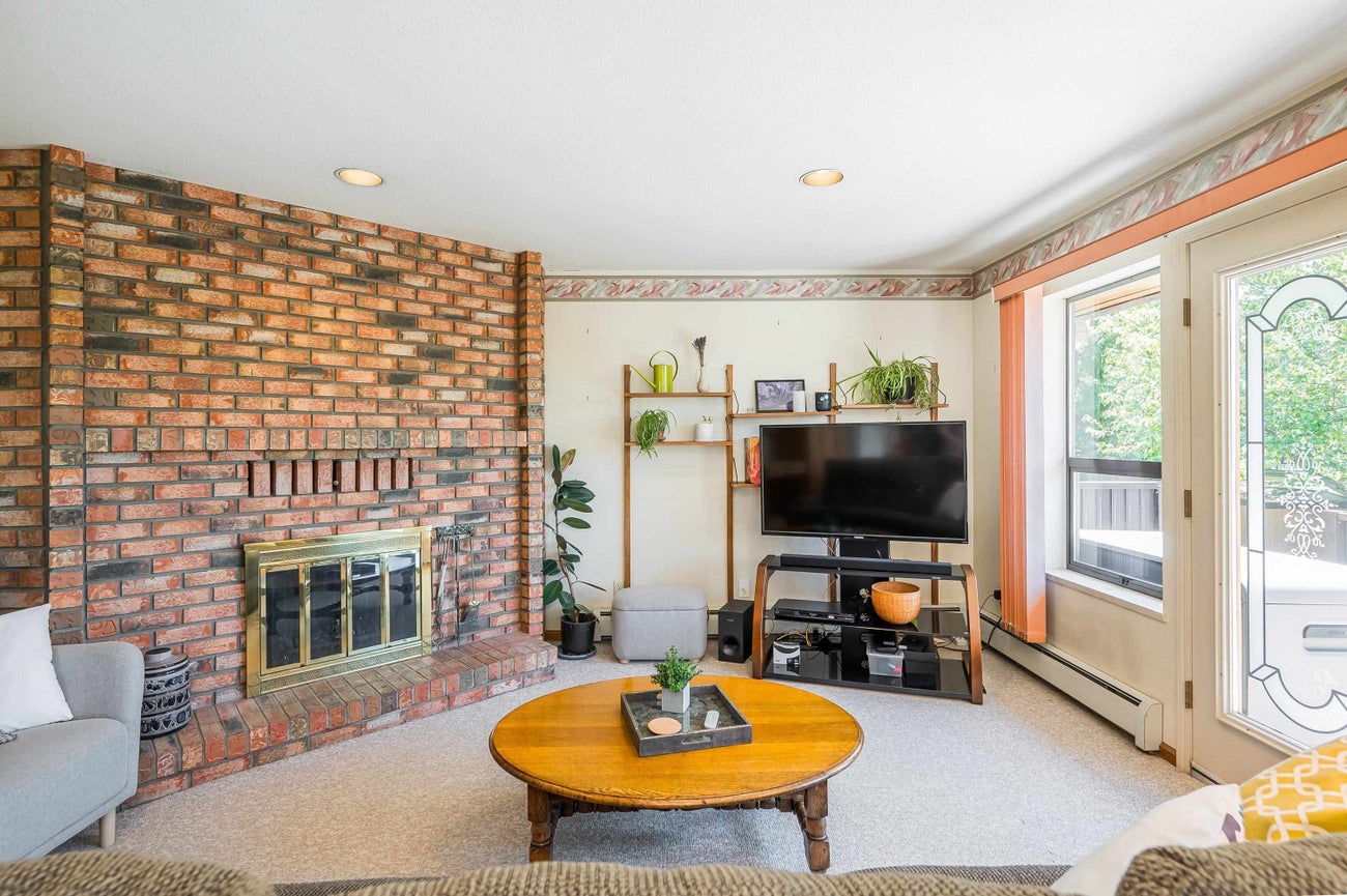 7342 Curtis Street - Simon Fraser Univer. Single Family Residence for Sale, 4 Bedrooms (R3006767) #10