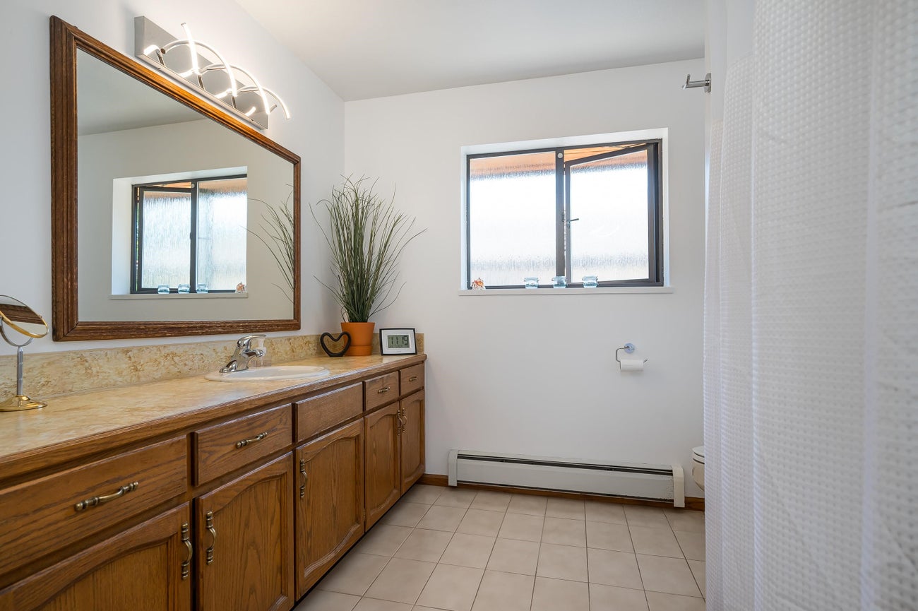 7342 Curtis Street - Simon Fraser Univer. Single Family Residence for Sale, 4 Bedrooms (R3006767) #23
