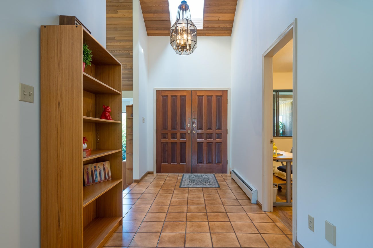 7342 Curtis Street - Simon Fraser Univer. Single Family Residence for Sale, 4 Bedrooms (R3006767) #2