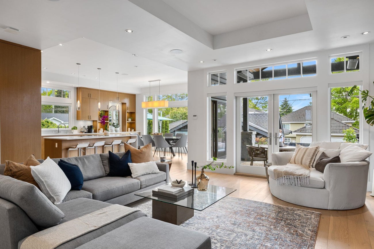 3836 Eton Street - Vancouver Heights Single Family Residence for Sale, 6 Bedrooms (R3007614) #11