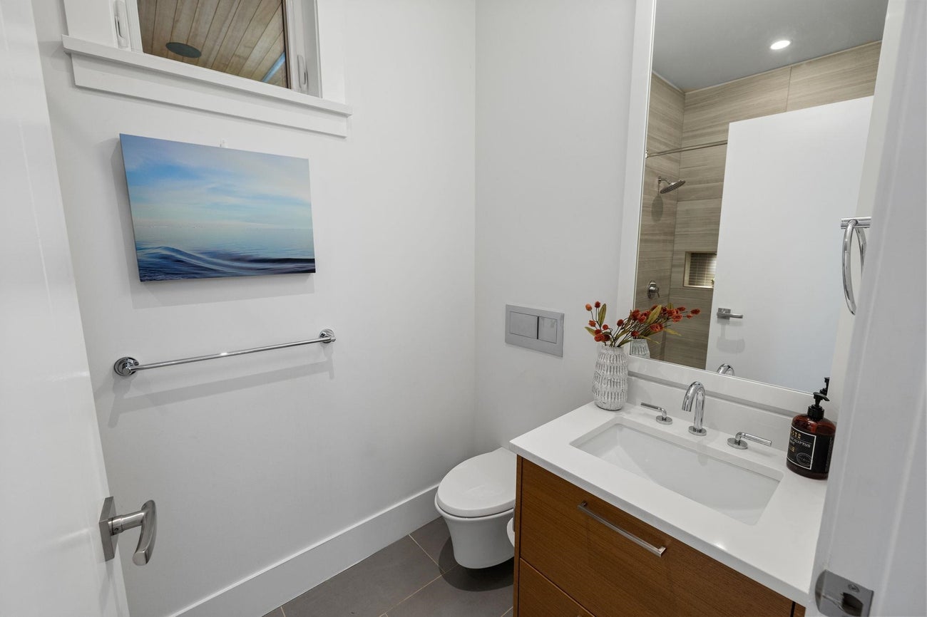 3836 Eton Street - Vancouver Heights Single Family Residence for Sale, 6 Bedrooms (R3007614) #16