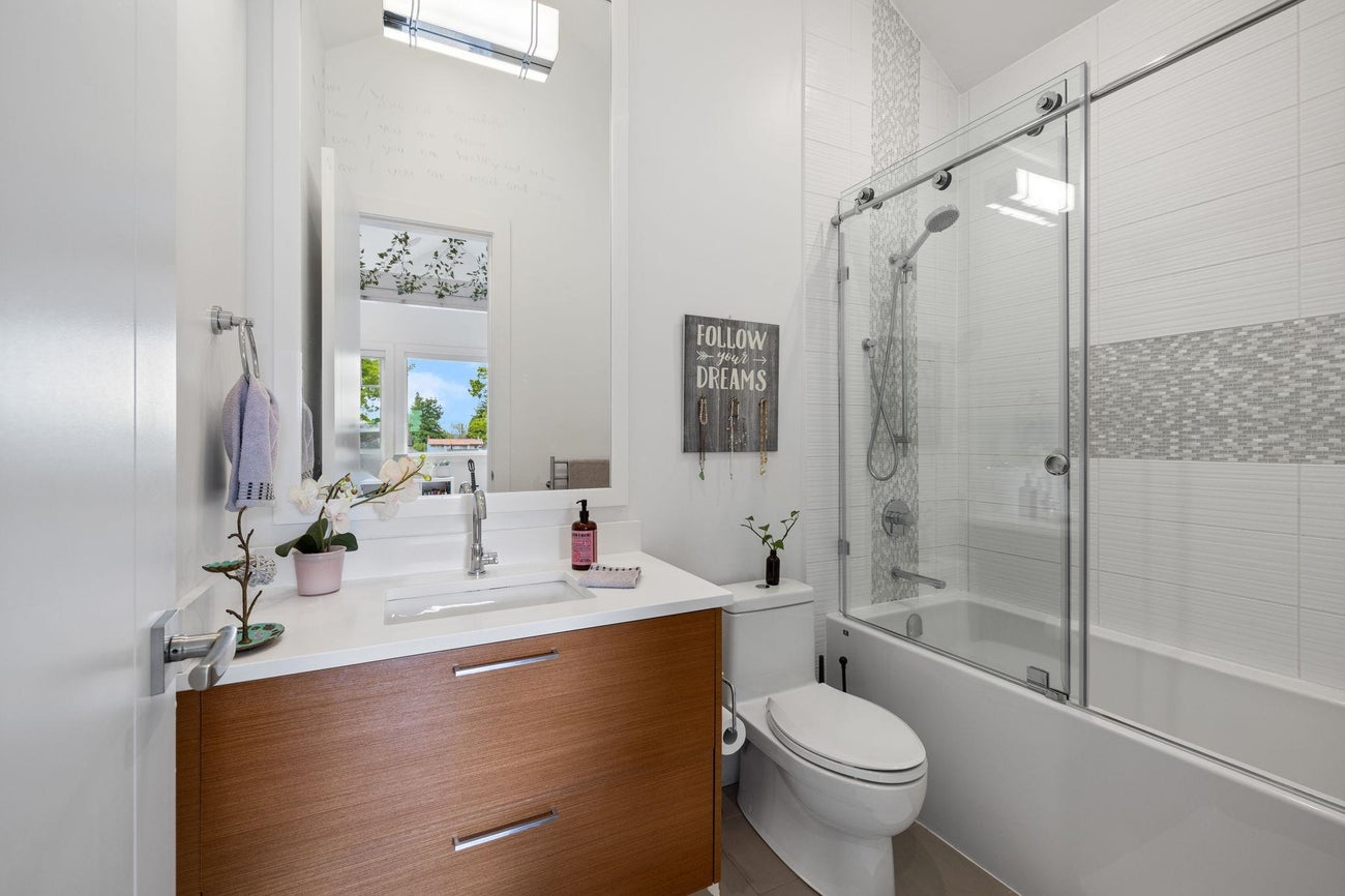 3836 Eton Street - Vancouver Heights Single Family Residence for Sale, 6 Bedrooms (R3007614) #26