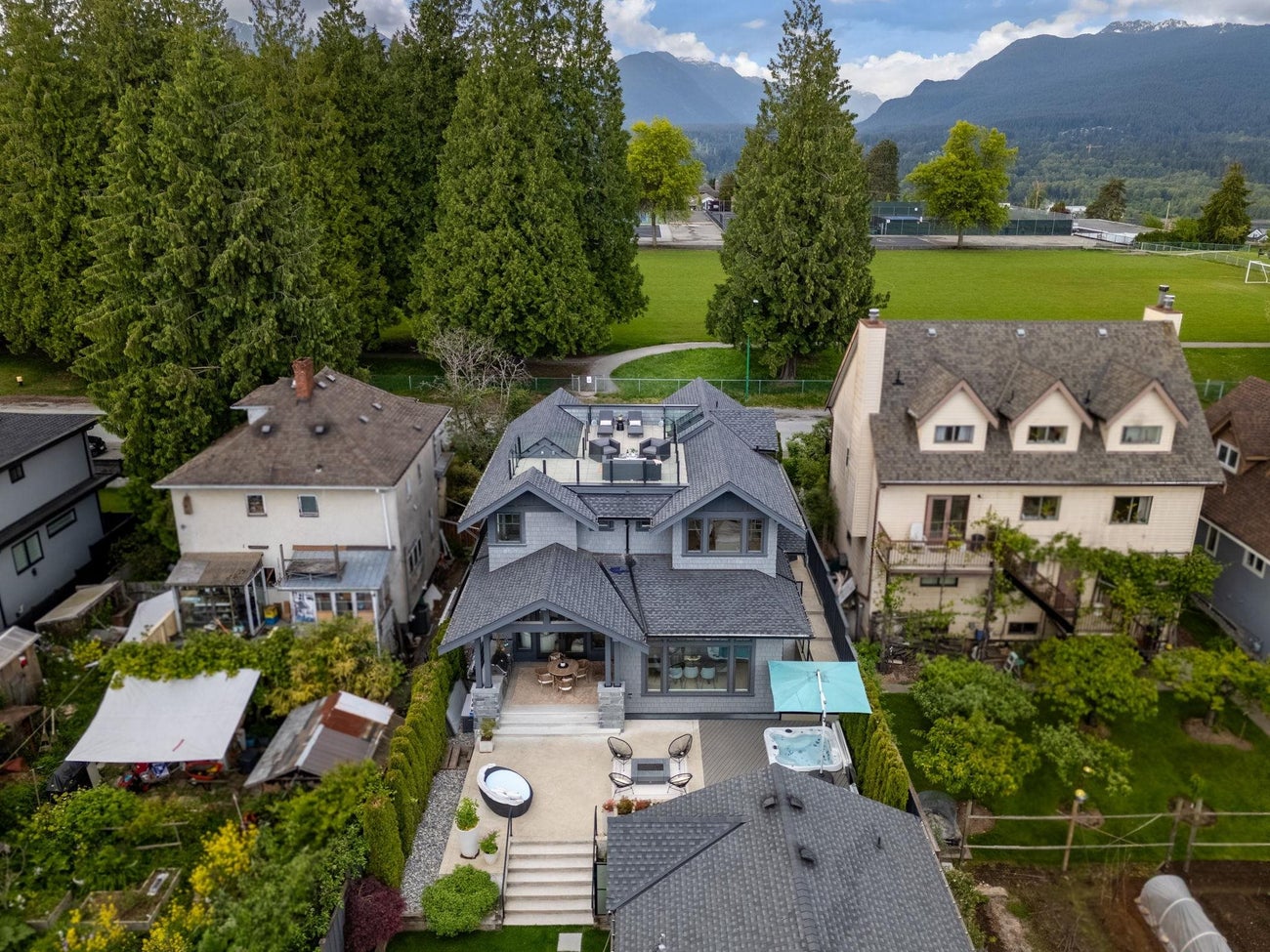 3836 Eton Street - Vancouver Heights Single Family Residence for Sale, 6 Bedrooms (R3007614) #2