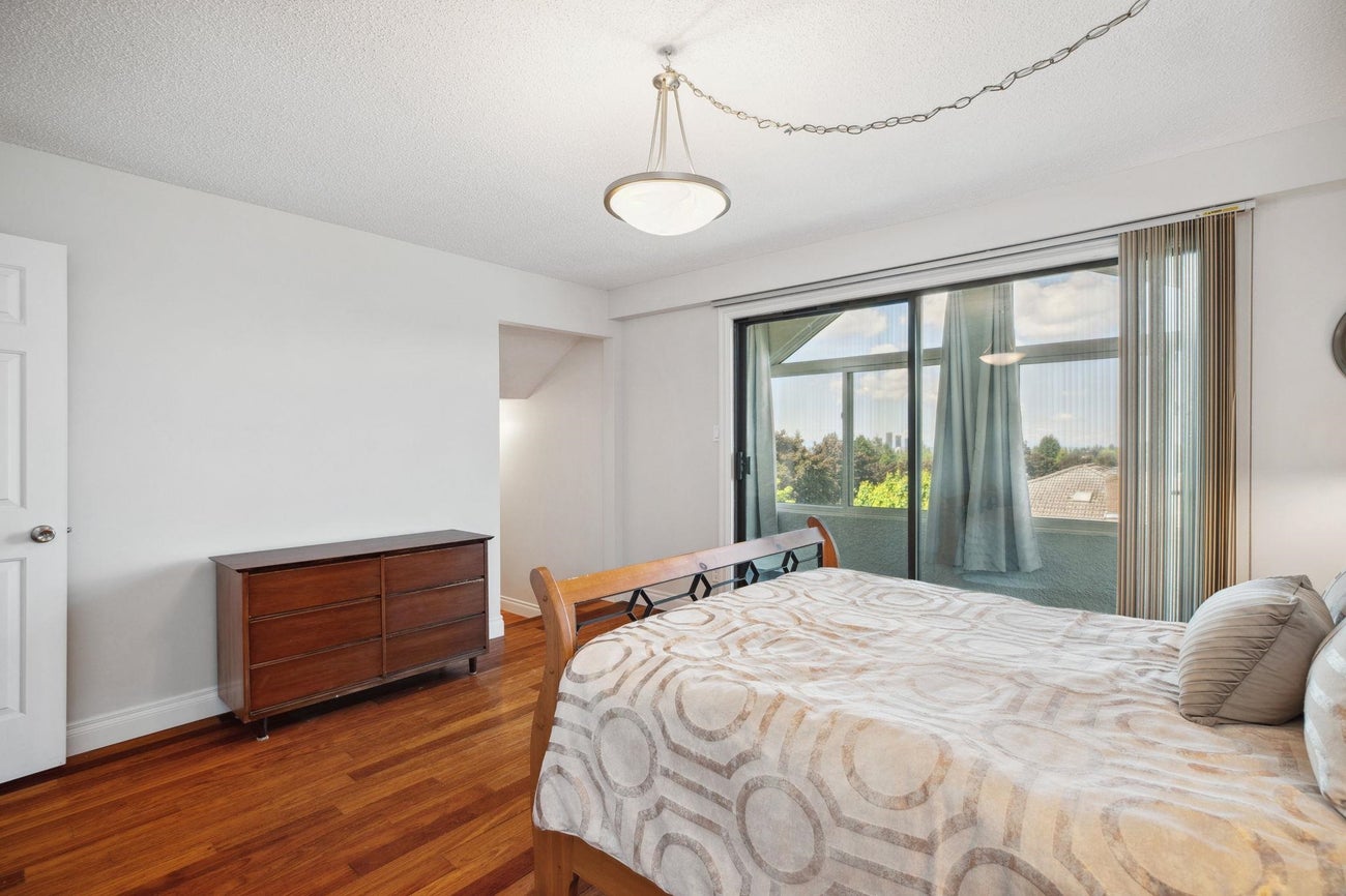 7347 Queenston Court - Simon Fraser Univer. Single Family Residence for Sale, 5 Bedrooms (R3007866) #10