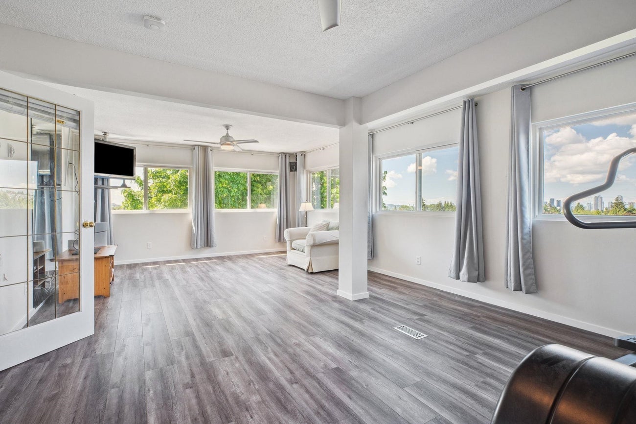 7347 Queenston Court - Simon Fraser Univer. Single Family Residence for Sale, 5 Bedrooms (R3007866) #18