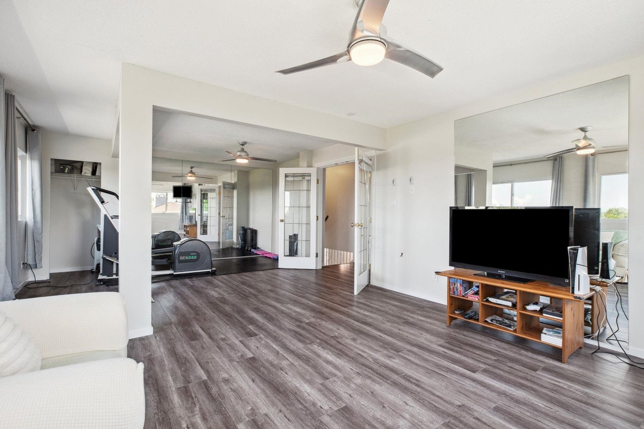 7347 Queenston Court - Simon Fraser Univer. Single Family Residence for Sale, 5 Bedrooms (R3007866) #20