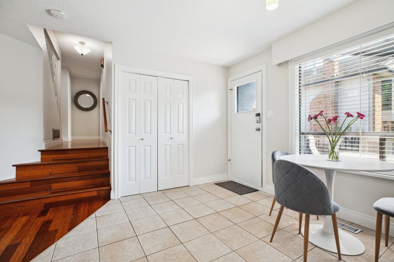 7347 Queenston Court - Simon Fraser Univer. Single Family Residence for Sale, 5 Bedrooms (R3007866) #5