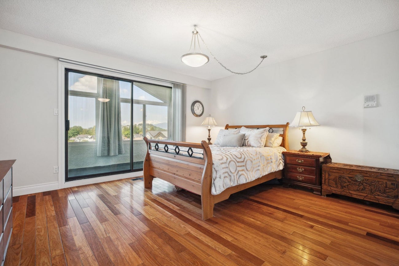 7347 Queenston Court - Simon Fraser Univer. Single Family Residence for Sale, 5 Bedrooms (R3007866) #9