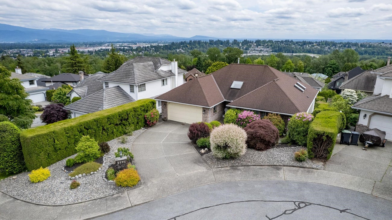 2792 Redfern Place - Coquitlam East Single Family Residence for Sale, 4 Bedrooms (R3008124) #1