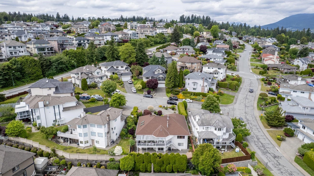 2792 Redfern Place - Coquitlam East Single Family Residence for Sale, 4 Bedrooms (R3008124) #32