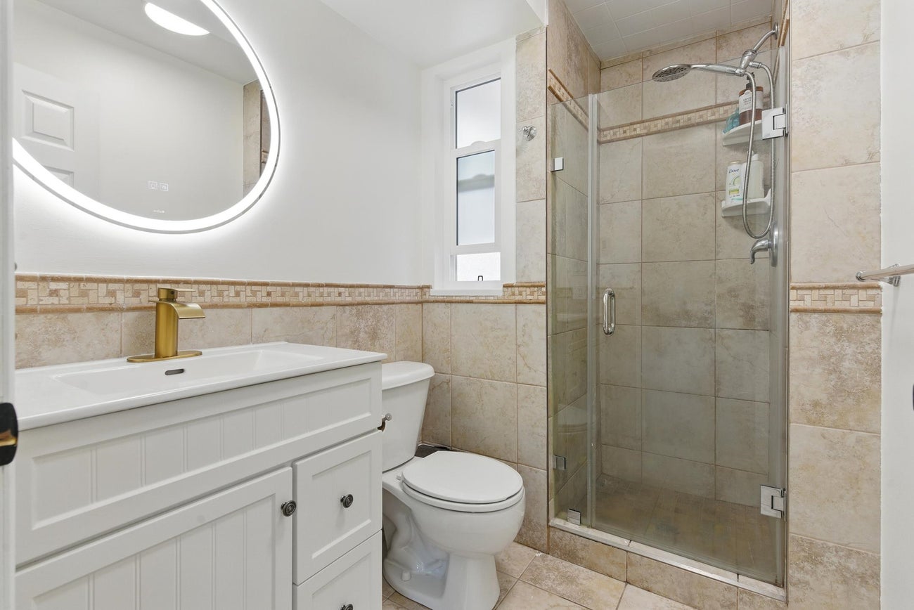 2661 Rogate Avenue - Coquitlam East Single Family Residence for Sale, 5 Bedrooms (R3008142) #15