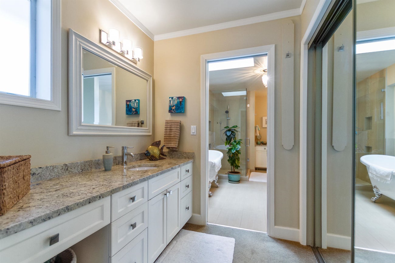 408 Riverview Crescent - Coquitlam East Single Family Residence for Sale, 5 Bedrooms (R3008314) #18