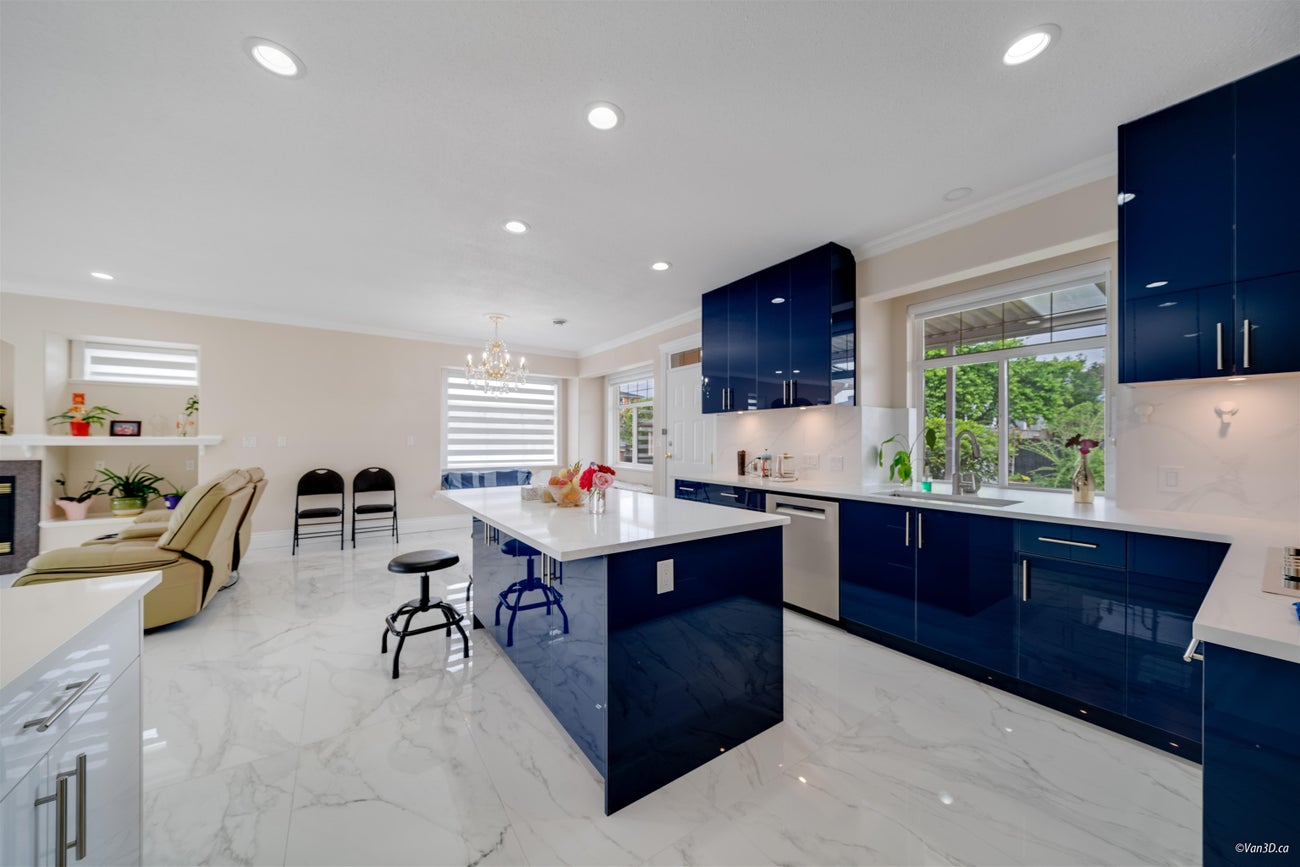 6589 Kitchener Street - Sperling-Duthie single-family-residence for Sale, 7 Bedrooms (R3008985)# - 12