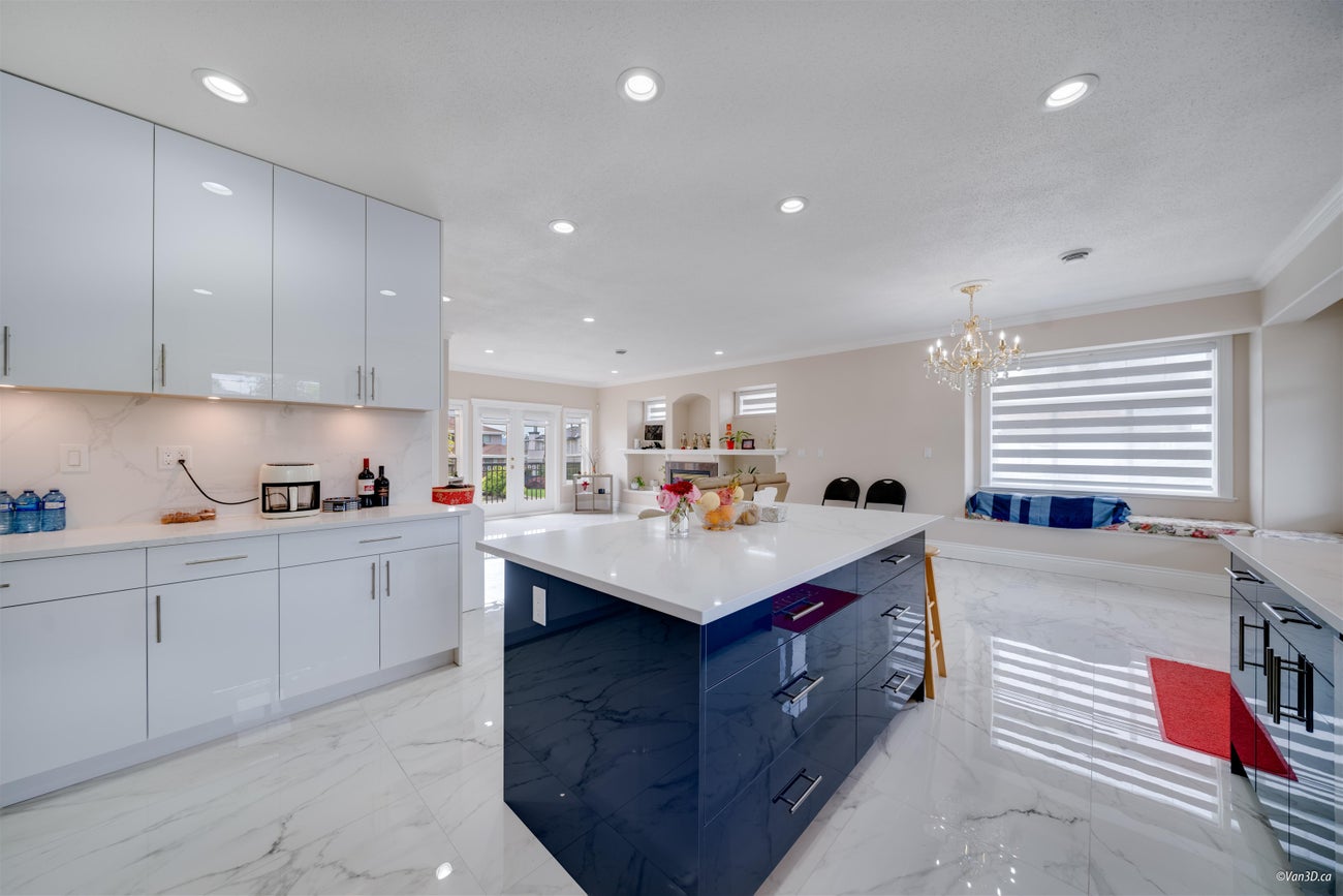 6589 Kitchener Street - Sperling-Duthie single-family-residence for Sale, 7 Bedrooms (R3008985)# - 14