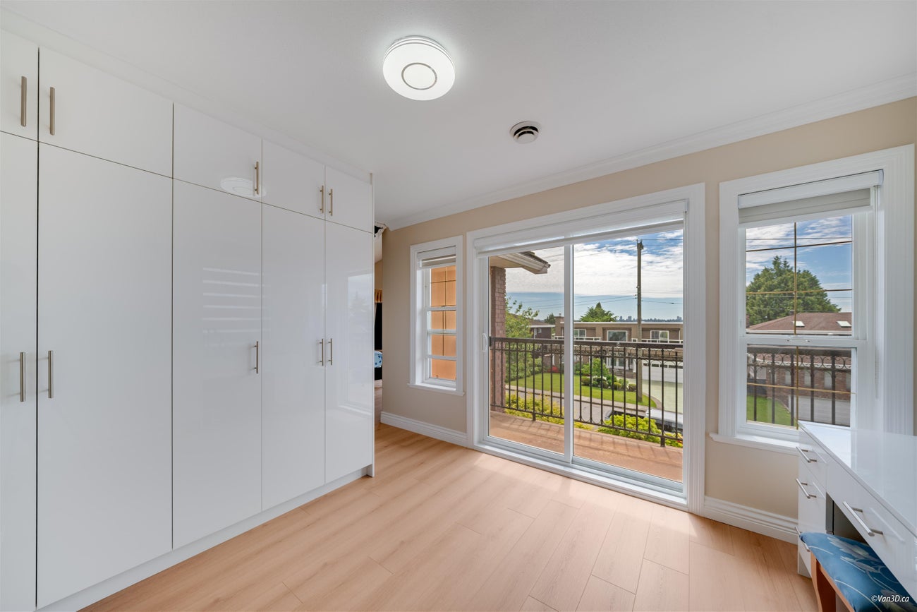 6589 Kitchener Street - Sperling-Duthie Single Family Residence for Sale, 7 Bedrooms (R3008985)# - 27