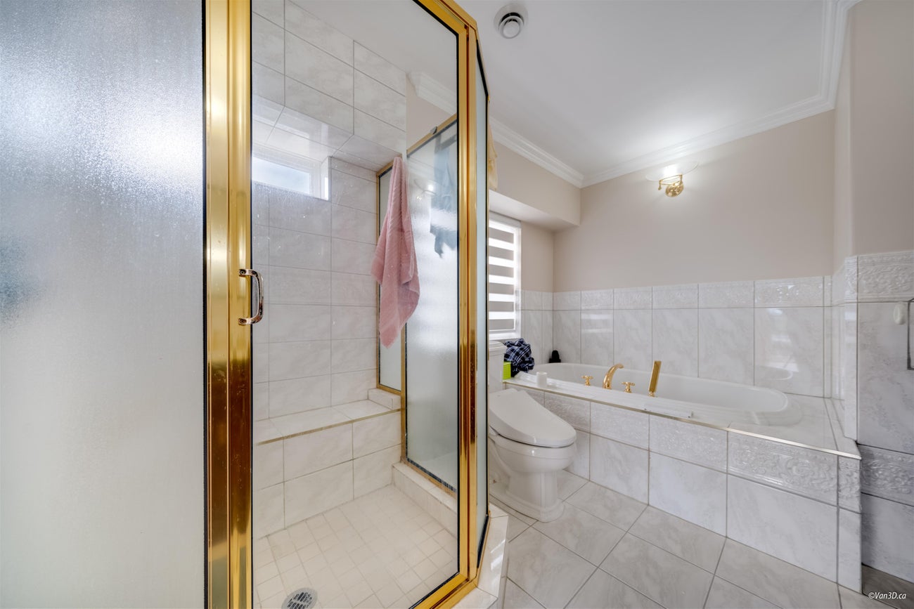 6589 Kitchener Street - Sperling-Duthie Single Family Residence for Sale, 7 Bedrooms (R3008985)# - 29