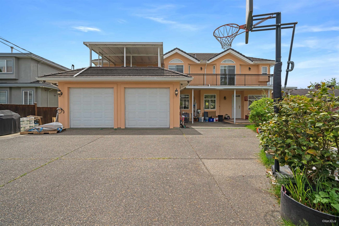 6589 Kitchener Street - Sperling-Duthie Single Family Residence for Sale, 7 Bedrooms (R3008985)# - 38