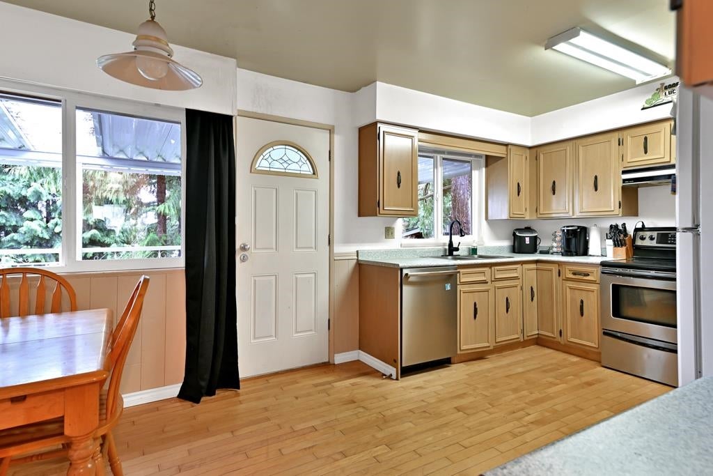 2512 Penshurst Court - Coquitlam East Single Family Residence for Sale, 5 Bedrooms (R3009211) #7