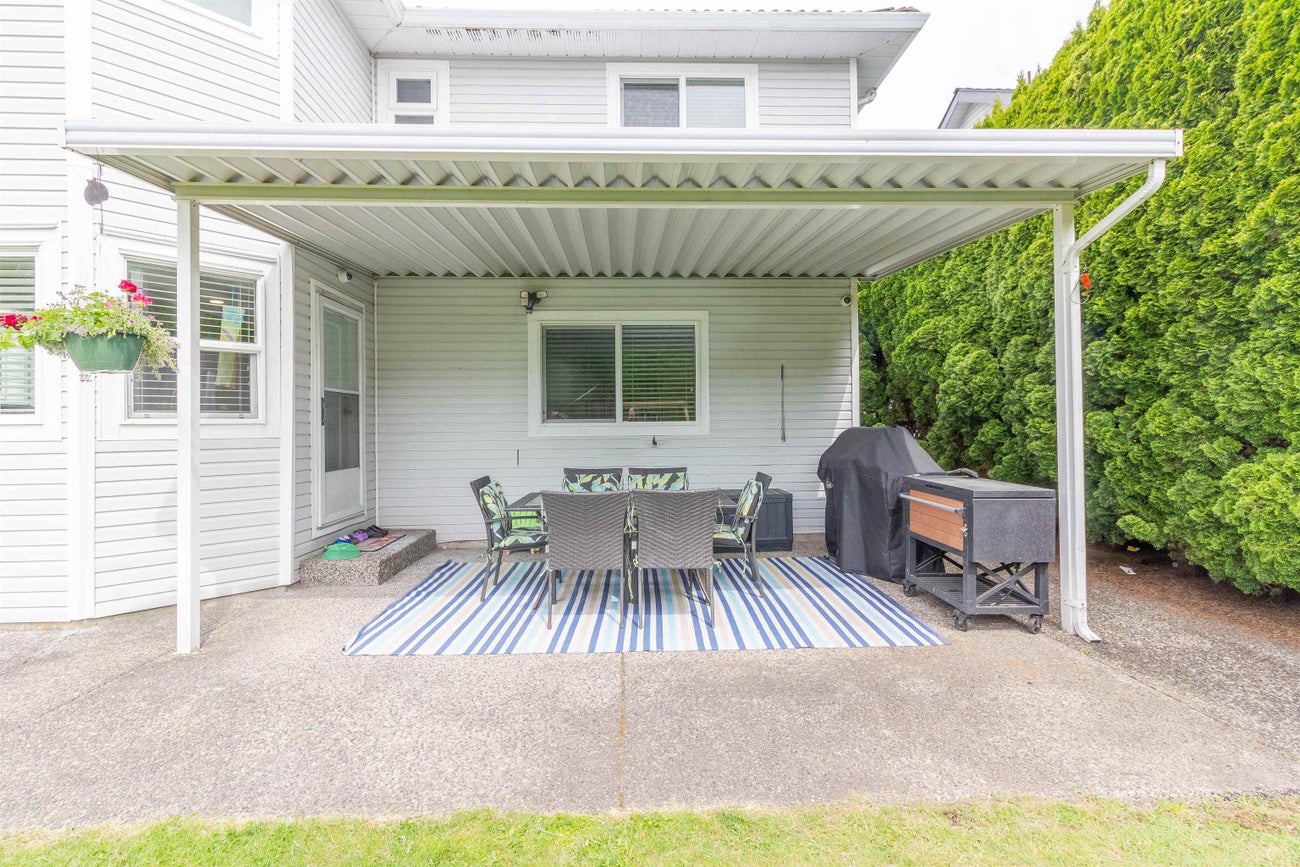 1872 Walnut Crescent - Central Coquitlam Single Family Residence for Sale, 5 Bedrooms (R3010117)# - 35