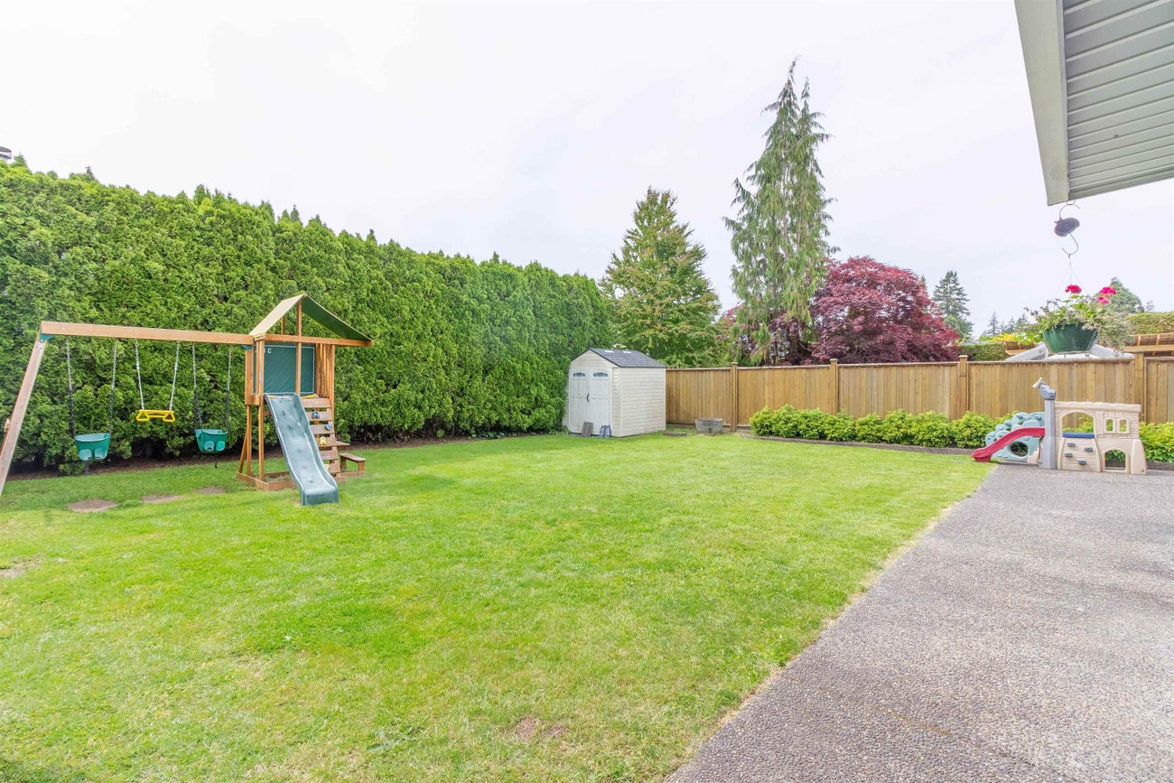 1872 Walnut Crescent - Central Coquitlam Single Family Residence for Sale, 5 Bedrooms (R3010117)# - 37