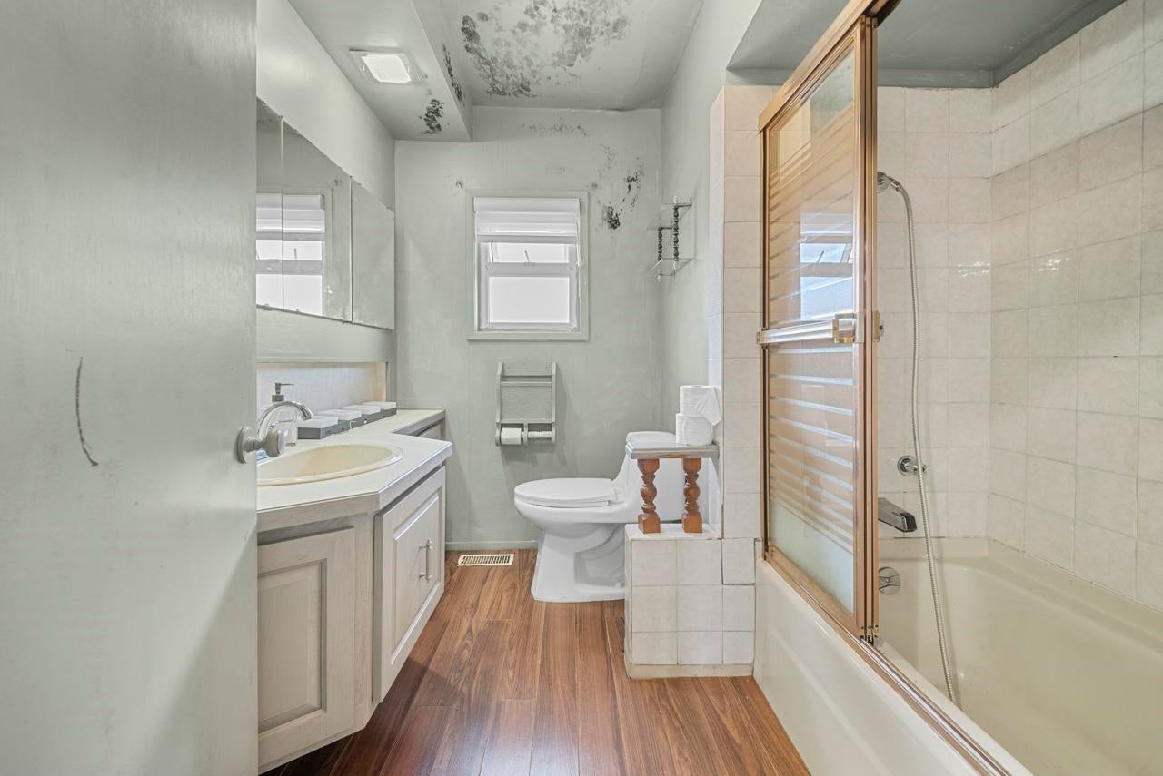 761 Cottonwood Avenue - Coquitlam West Single Family Residence for Sale, 3 Bedrooms (R3010548)# - 10