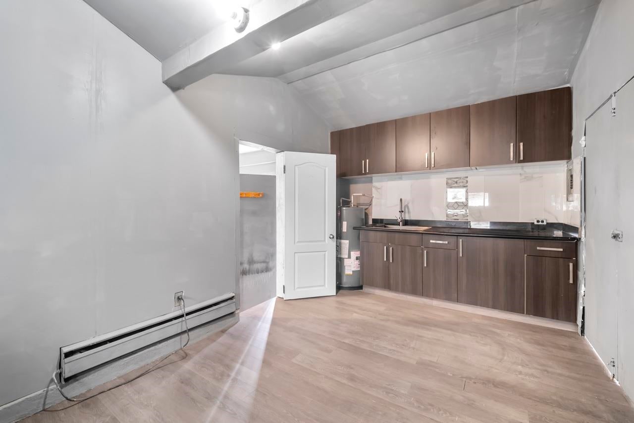 761 Cottonwood Avenue - Coquitlam West Single Family Residence for Sale, 3 Bedrooms (R3010548)# - 14