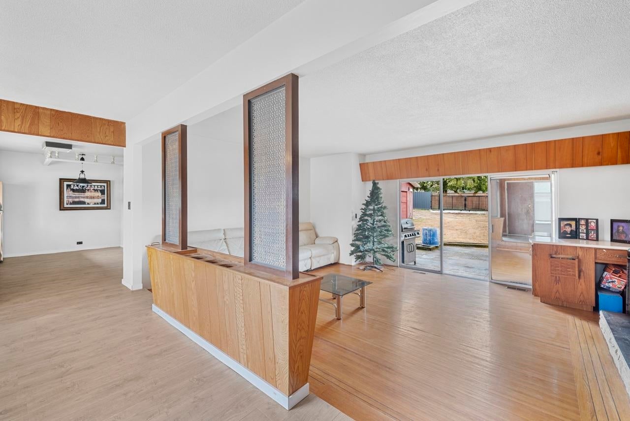761 Cottonwood Avenue - Coquitlam West Single Family Residence for Sale, 3 Bedrooms (R3010548) #4