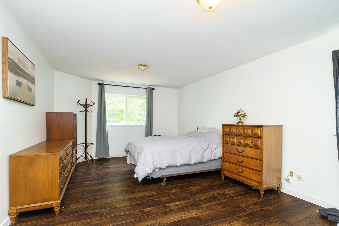 27269 32b Avenue - Aldergrove Langley Single Family Residence for Sale, 4 Bedrooms (R3010551) #11
