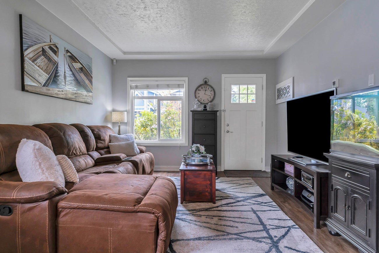 221 Lebleu Street - Maillardville Single Family Residence for Sale, 3 Bedrooms (R3010746) #7