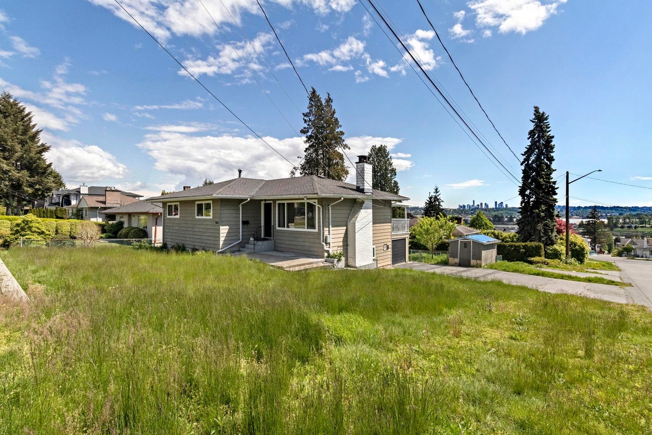 946 Quadling Avenue - Maillardville Single Family Residence for Sale, 5 Bedrooms (R3010799) #14