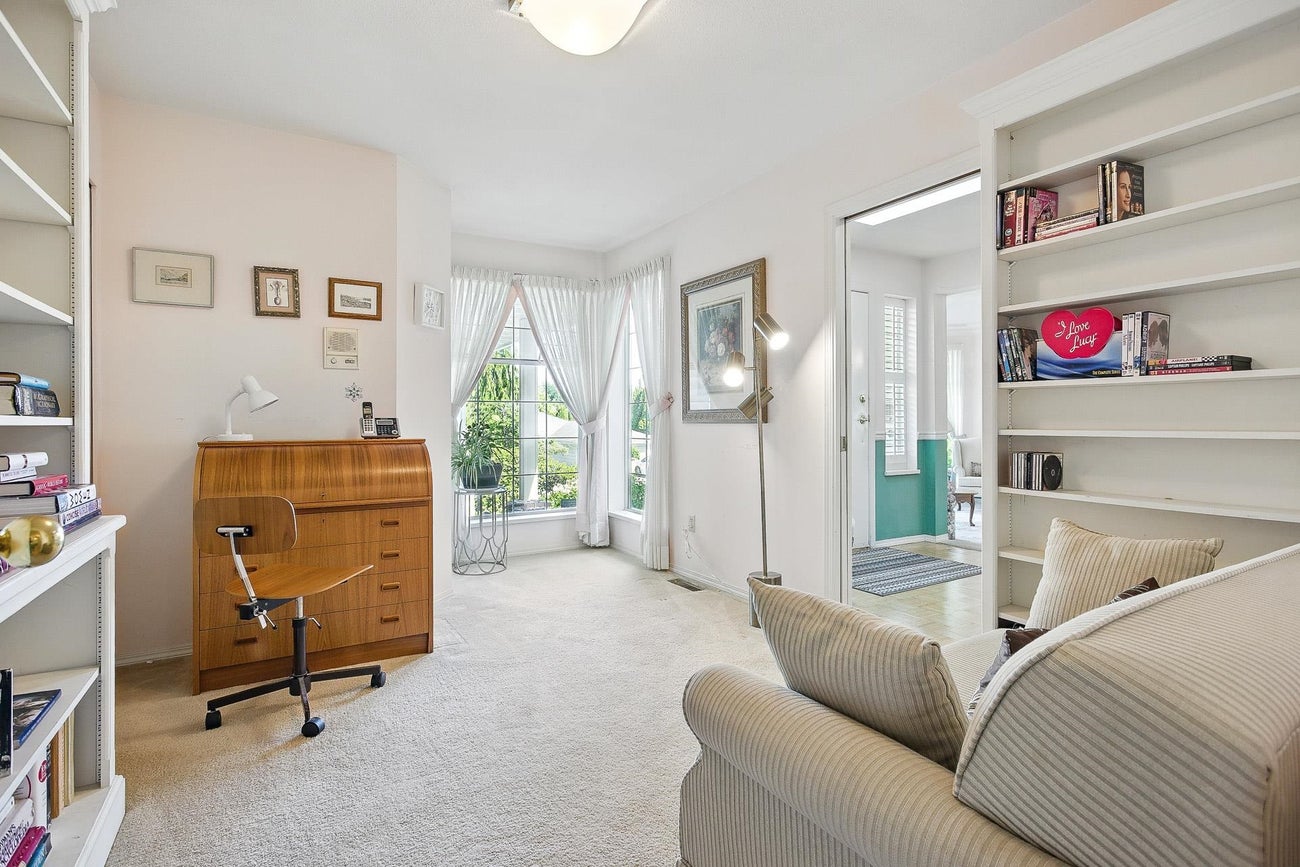 1855 Walnut Crescent - Central Coquitlam Single Family Residence for Sale, 3 Bedrooms (R3010984) #17