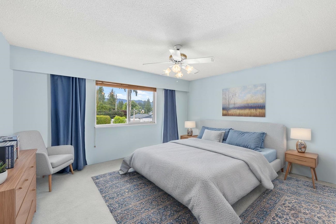 1035 Grover Avenue - Central Coquitlam Single Family Residence for Sale, 5 Bedrooms (R3011050) #13