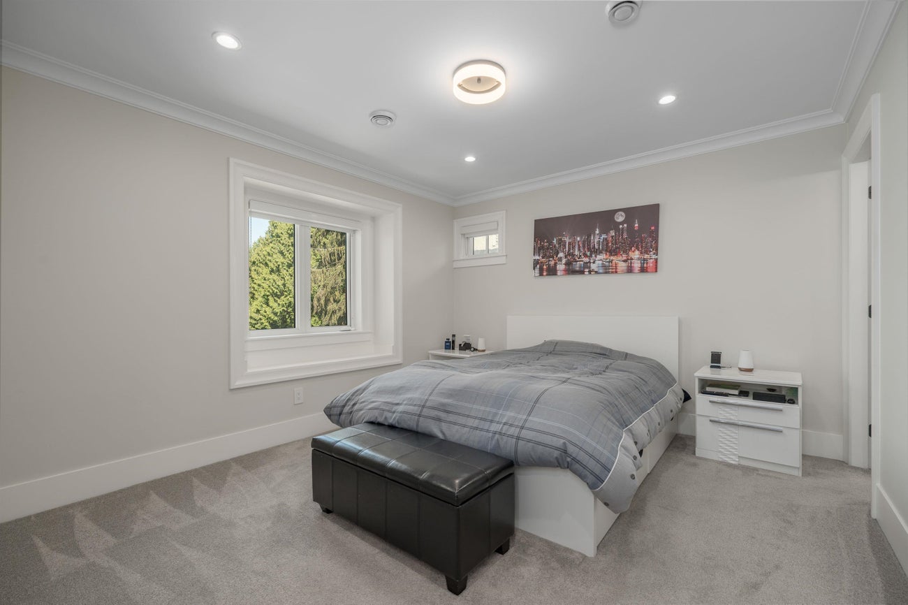 656 Linton Street - Central Coquitlam Single Family Residence for Sale, 8 Bedrooms (R3011330) #18