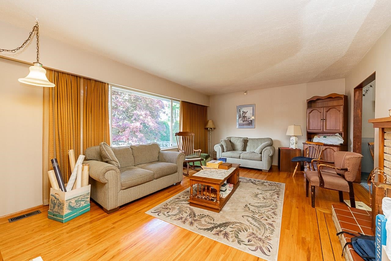 614 Chapman Avenue - Coquitlam West Single Family Residence for Sale, 3 Bedrooms (R3011351) #7