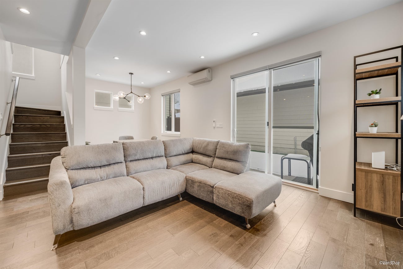 101 - 718 Morrison Avenue - Coquitlam West Single Family Residence for Sale, 5 Bedrooms (R3011579) #2