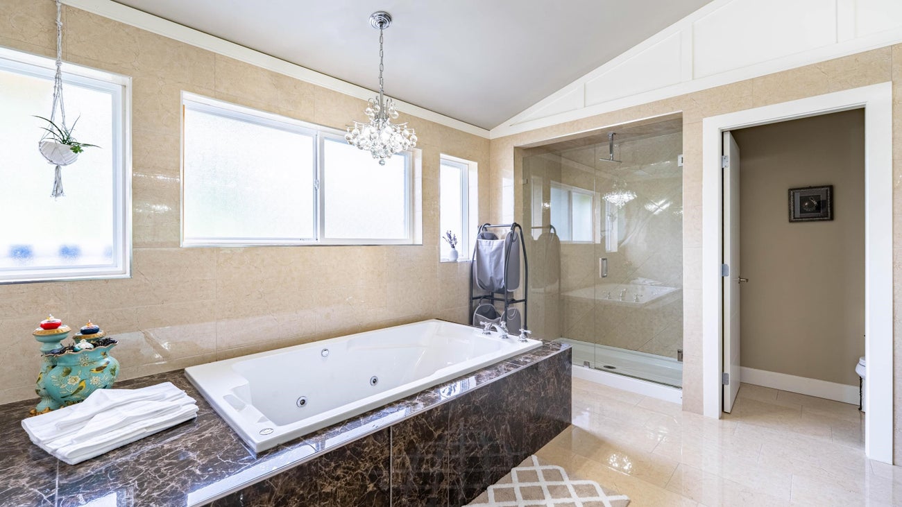 1565 King Albert Avenue - Central Coquitlam Single Family Residence for Sale, 8 Bedrooms (R3011648) #21
