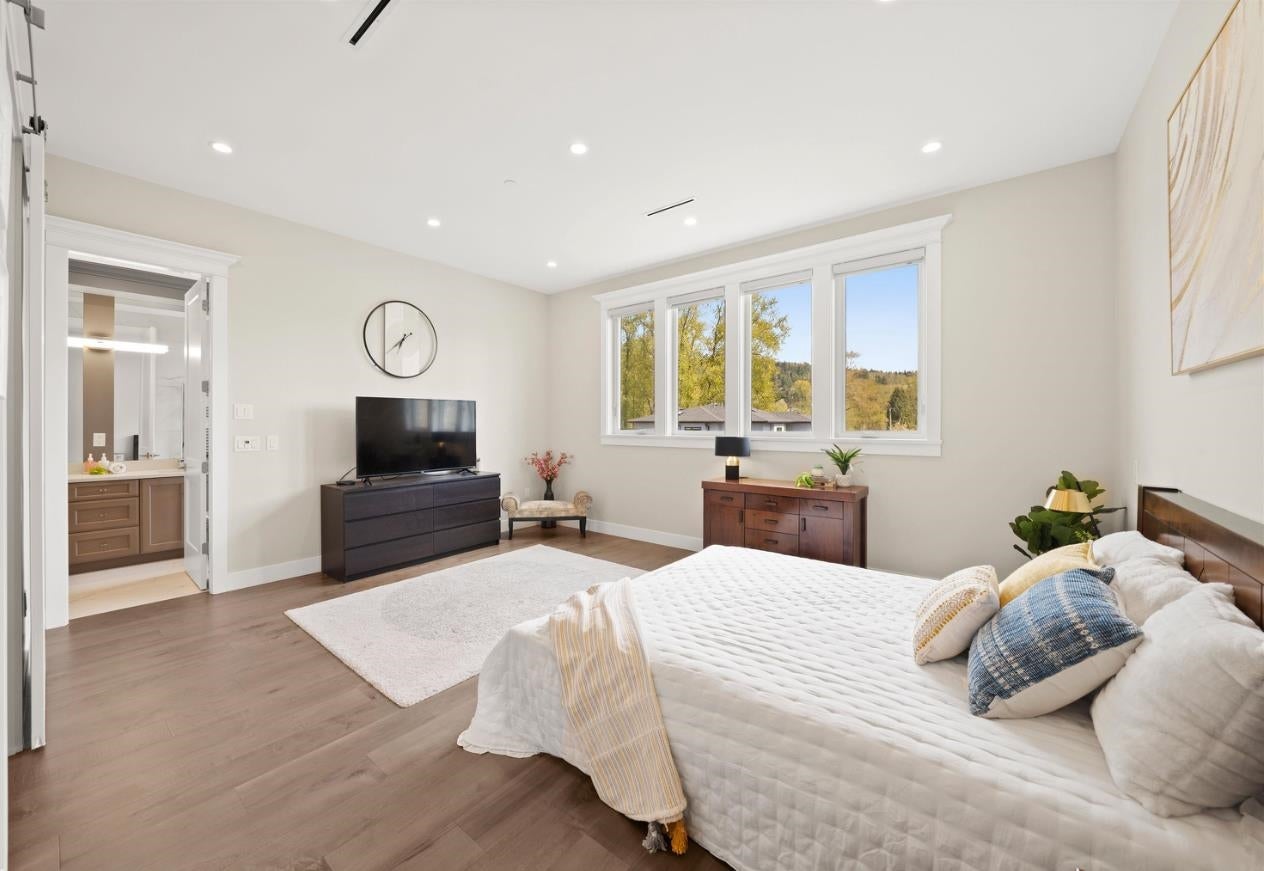 1430 Duthie Avenue - Simon Fraser Univer. Single Family Residence for Sale, 7 Bedrooms (R3012580) #25