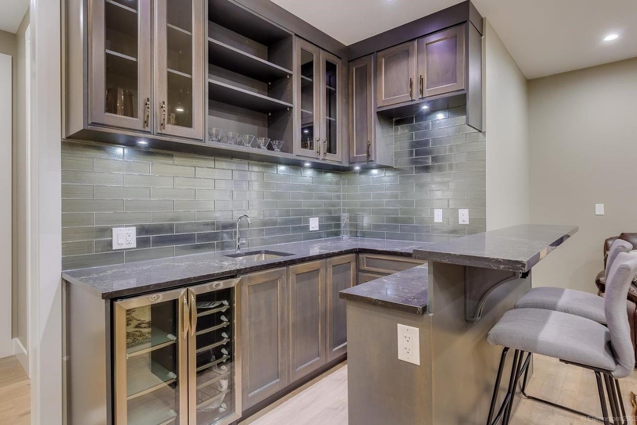 1430 Duthie Avenue - Simon Fraser Univer. Single Family Residence for Sale, 7 Bedrooms (R3012580) #32