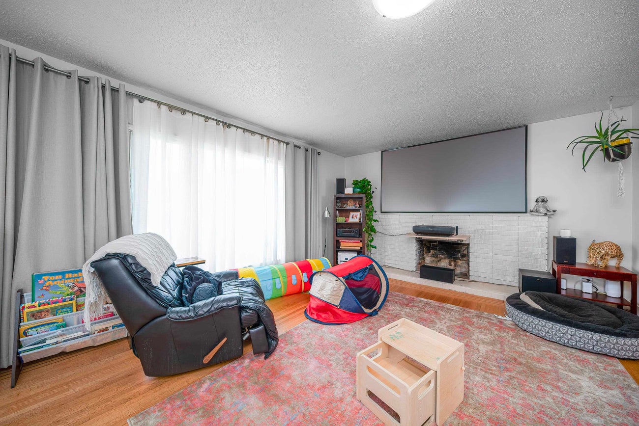 4516 Parker Street - Brentwood Park Single Family Residence for Sale, 4 Bedrooms (R3012905)# - 4