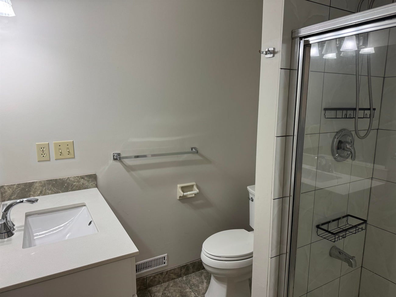 5031 Halifax Street - Brentwood Park Single Family Residence for Sale, 6 Bedrooms (R3013290) #6