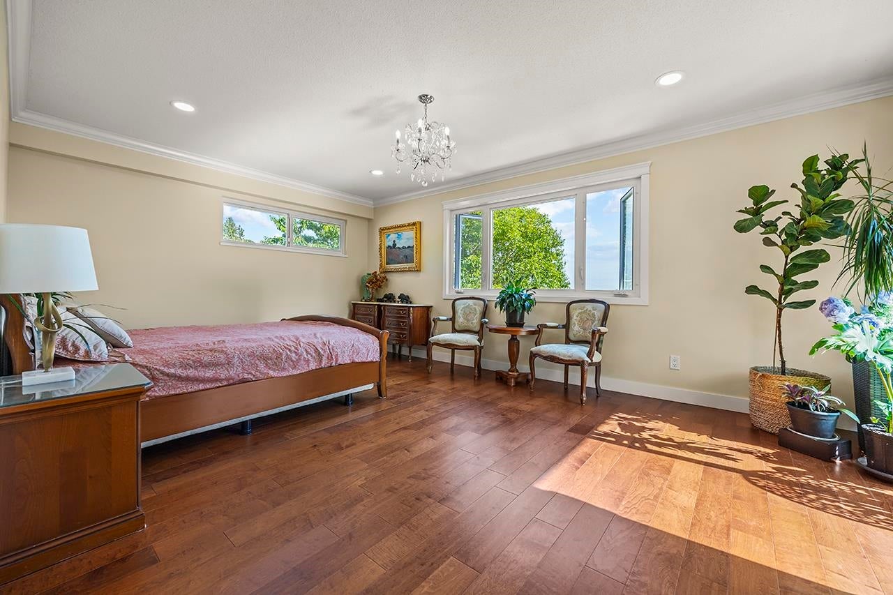 317 Hickey Drive - Coquitlam East Single Family Residence for Sale, 4 Bedrooms (R3013390) #14
